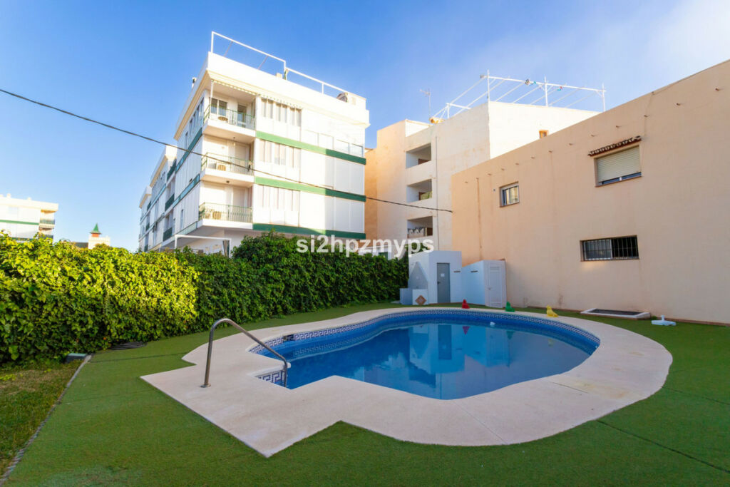 Townhouse Torrox Málaga - image 5