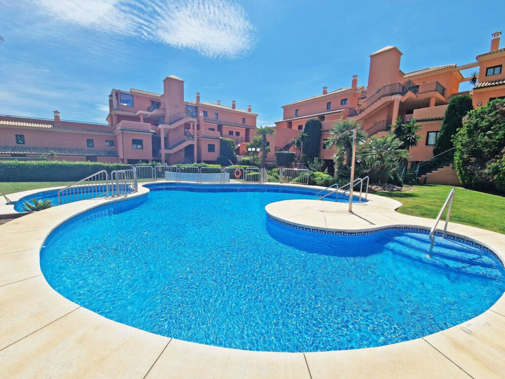 Penthouse Elviria Málaga - image 5