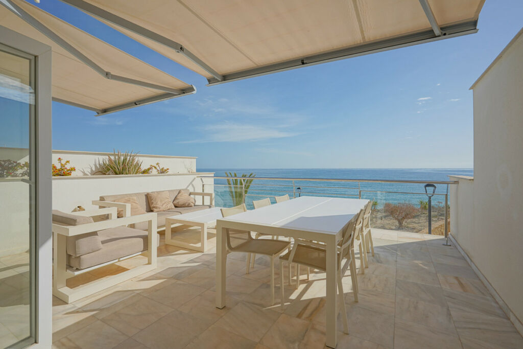 Middle Floor Apartment El Campello Alicante - image 5