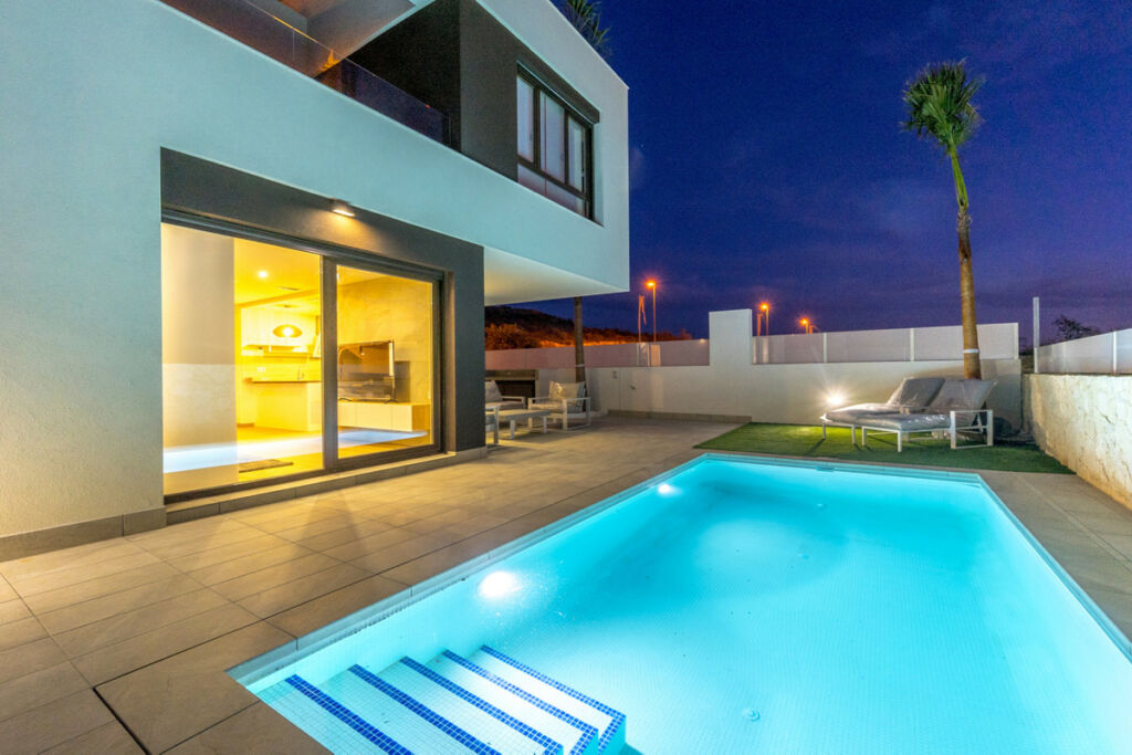 Detached Villa Rojales Alicante - image 50