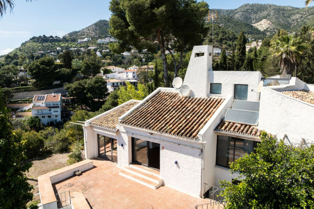 Detached Villa Mijas Málaga - image 53