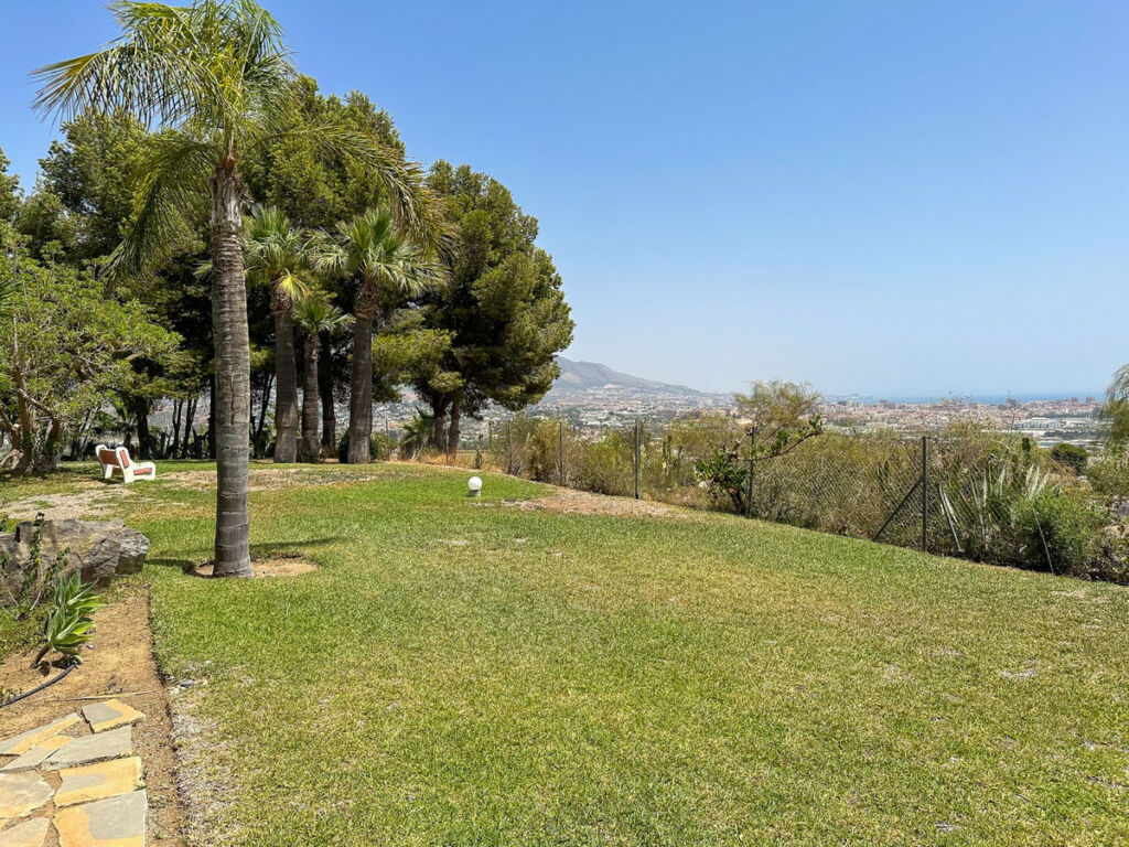 Detached Villa Cerros del Aguila Málaga - image 54