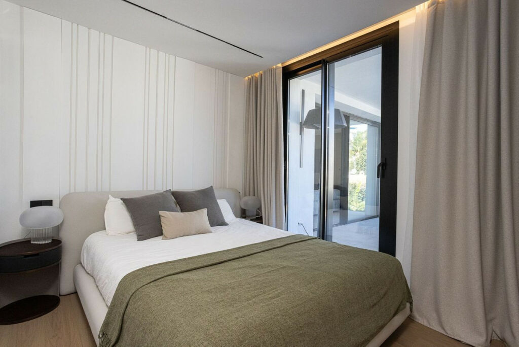 Detached Villa Marbella Málaga - image 55