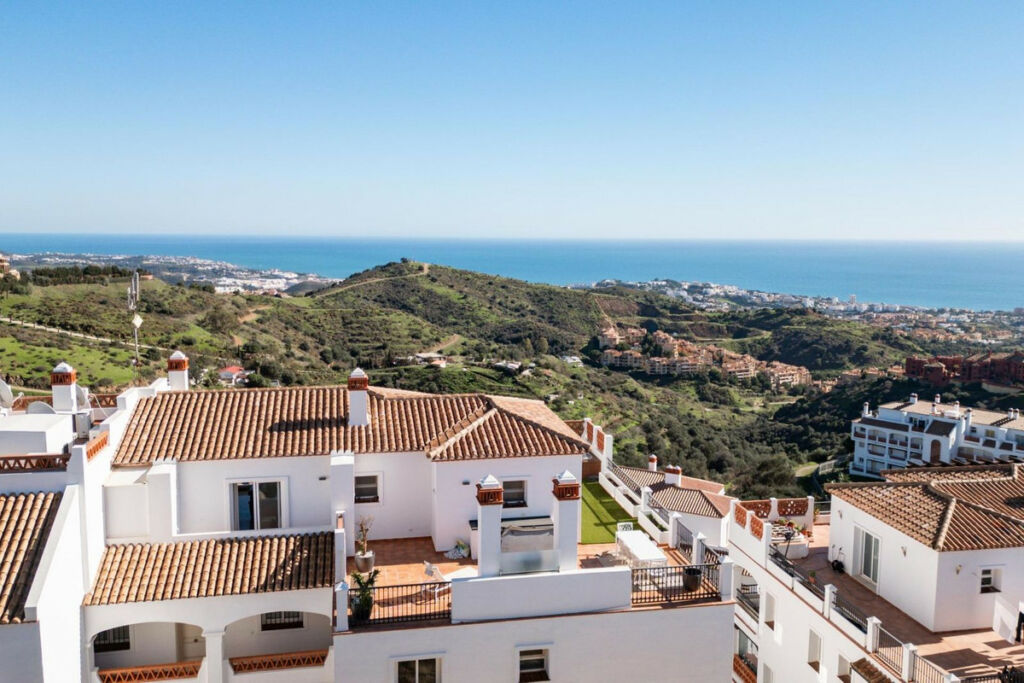 Penthouse Calahonda Málaga - image 56