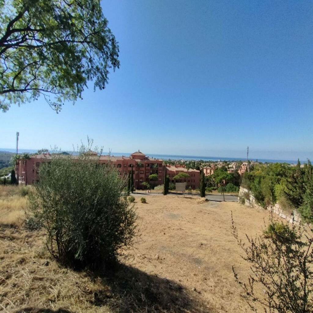 Residential Plot Benahavís Málaga - image 6