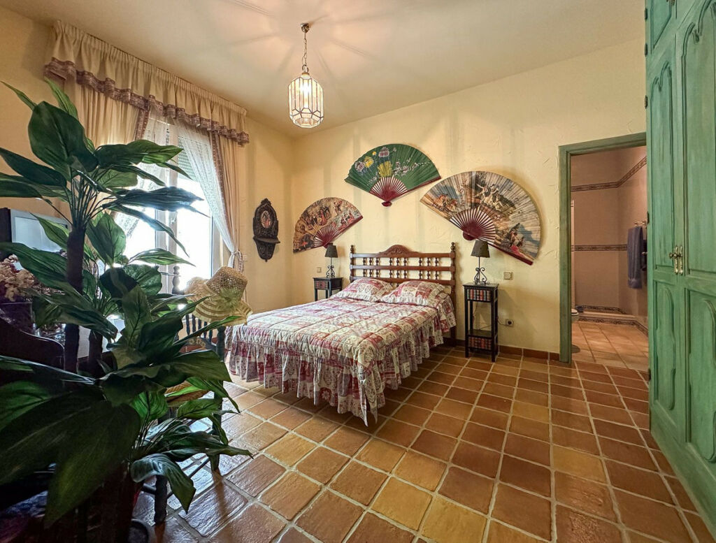 Detached Villa Cerros del Aguila Málaga - image 6