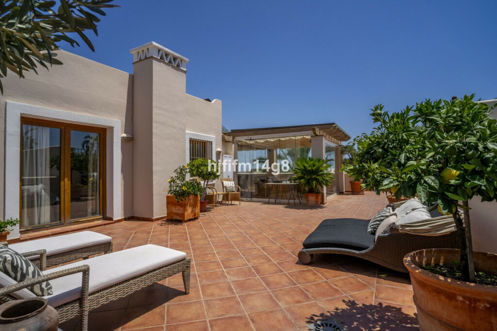 Penthouse Duplex Estepona Málaga - image 6