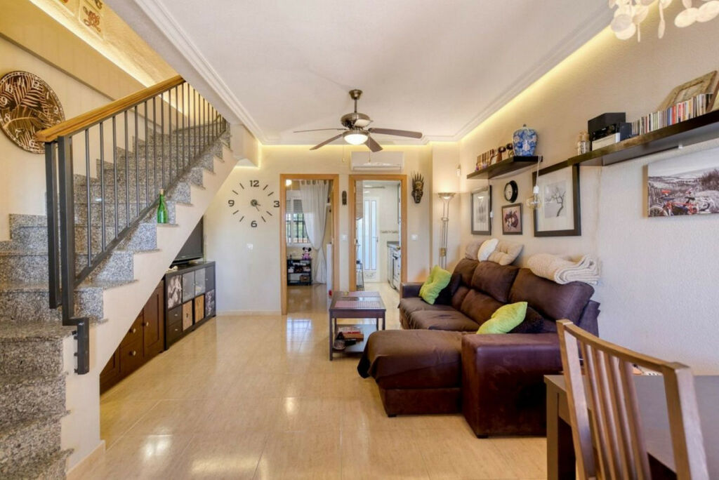 Townhouse Torrevieja Alicante - image 7