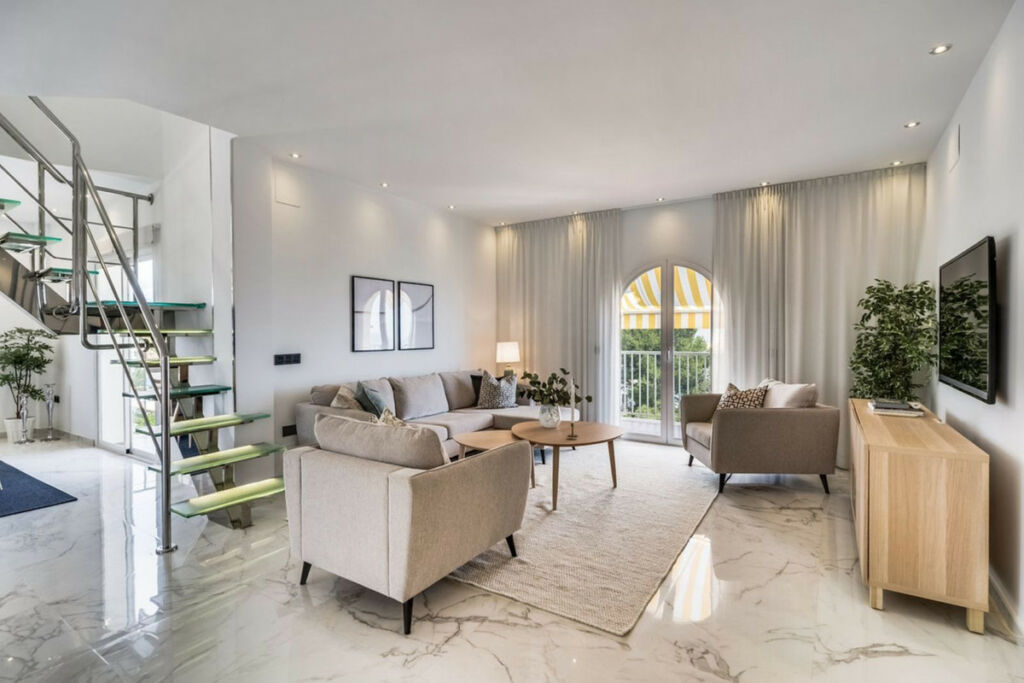 Penthouse Duplex Puerto Banús Málaga - image 7