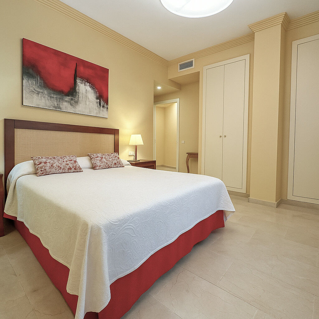 Ground Floor Apartment Nueva Andalucía Málaga - image 5
