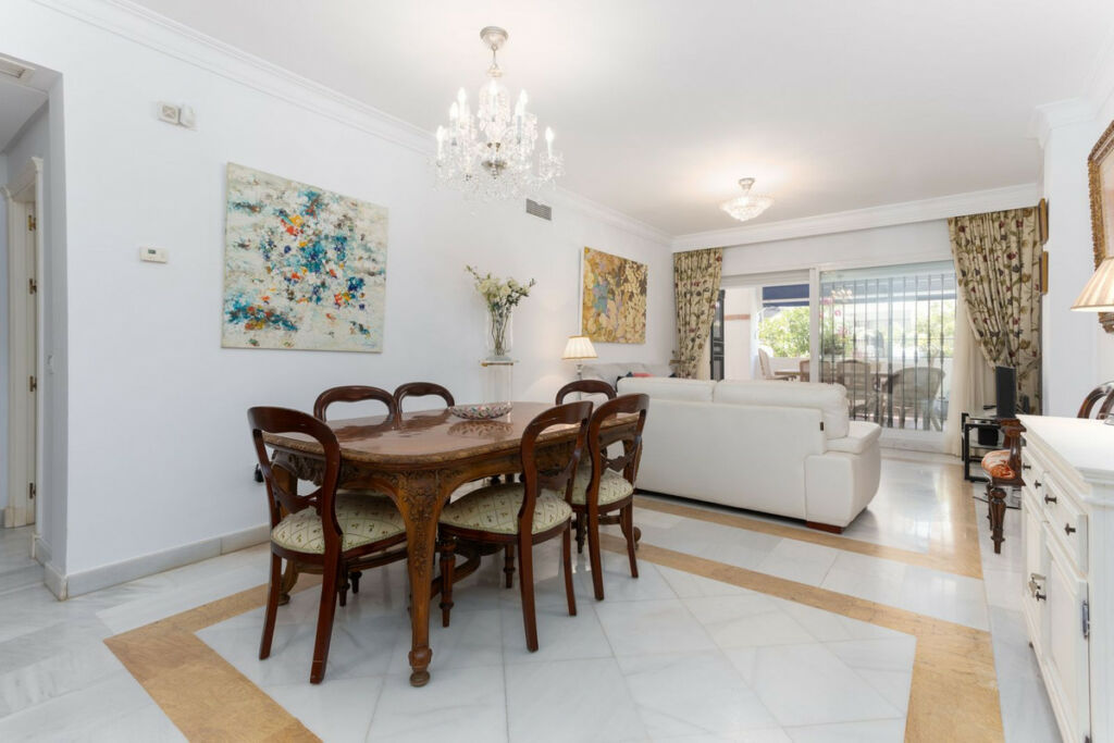 Ground Floor Apartment San Pedro de Alcántara Málaga - image 6