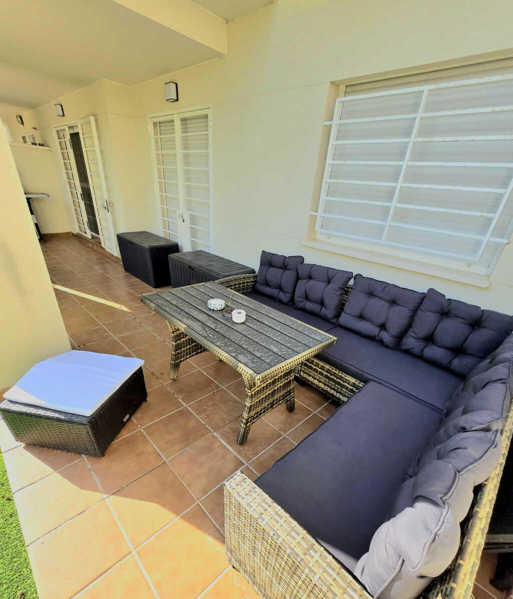 Middle Floor Apartment Selwo Málaga - image 6