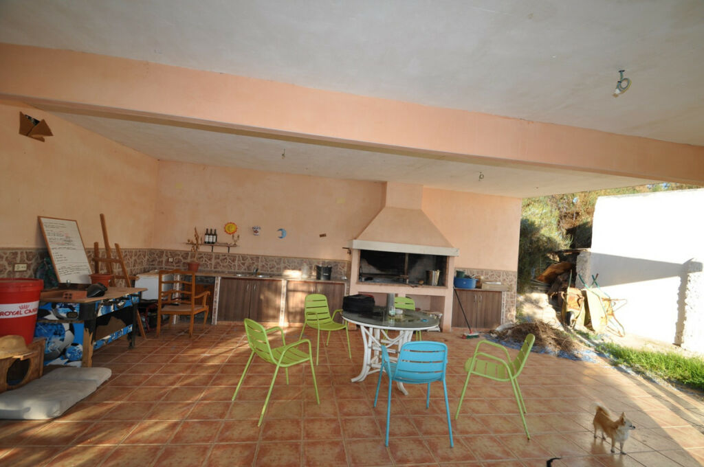 Detached Villa Aspe Alicante - image 6