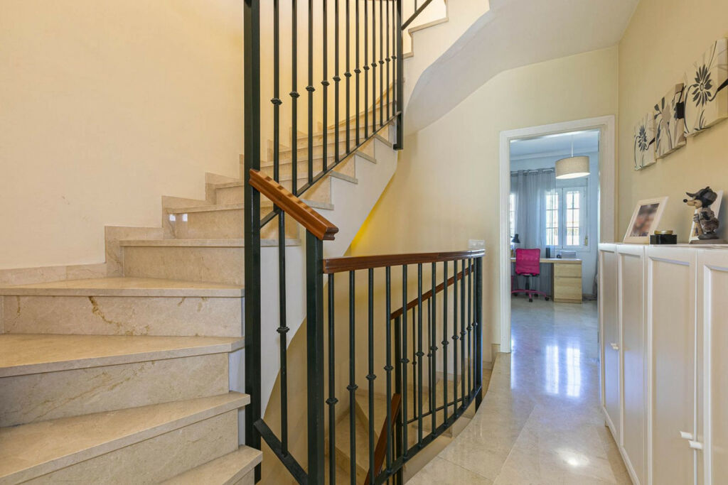 Townhouse Nagüeles Málaga - image 6