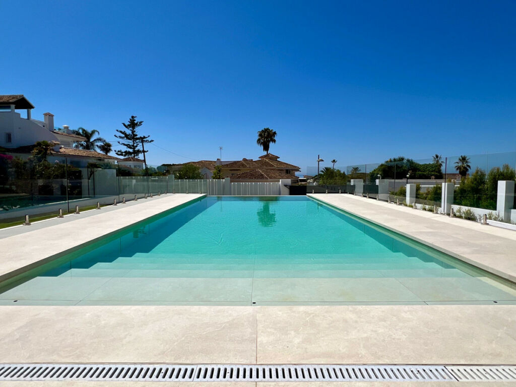 Detached Villa Marbella Málaga - image 6