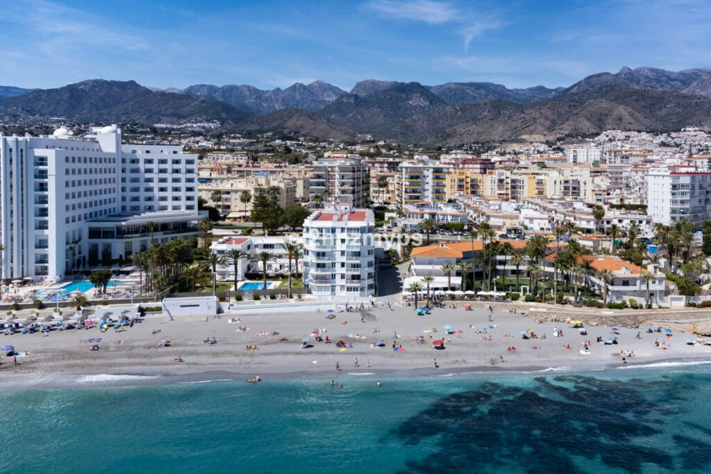 Townhouse Nerja Málaga - image 6