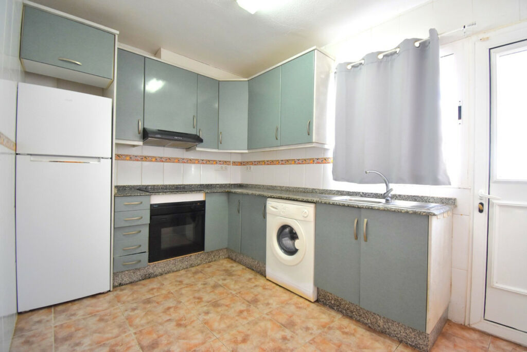 Townhouse Los Altos Alicante - image 6
