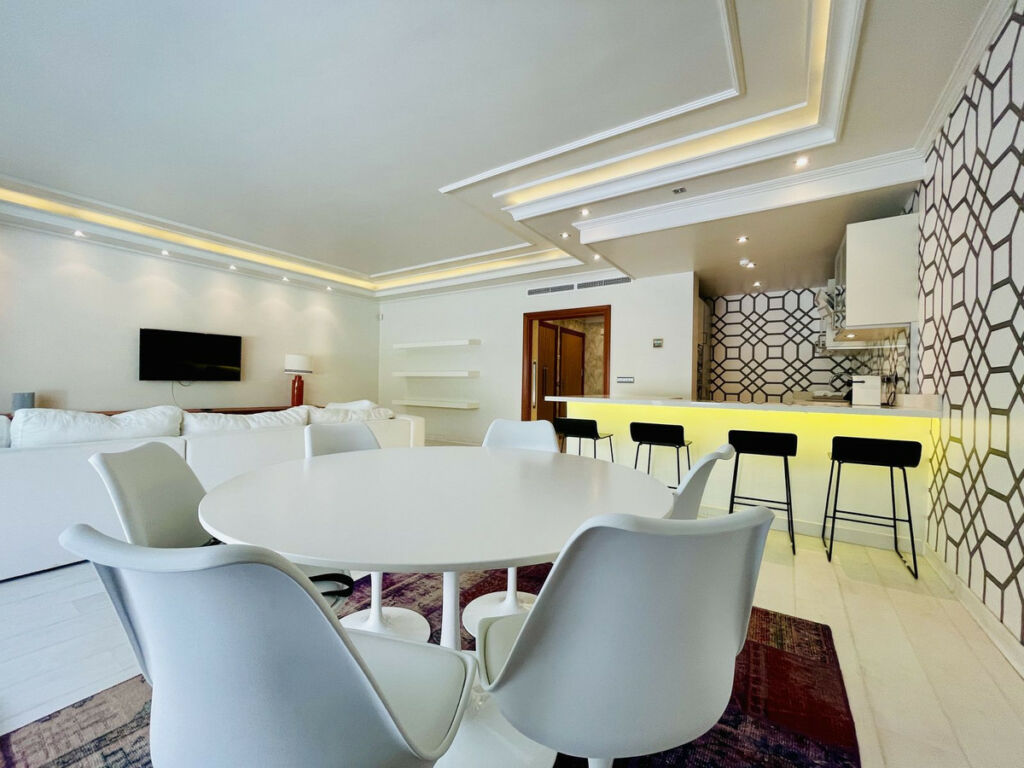 Ground Floor Apartment Puerto Banús Málaga - image 6