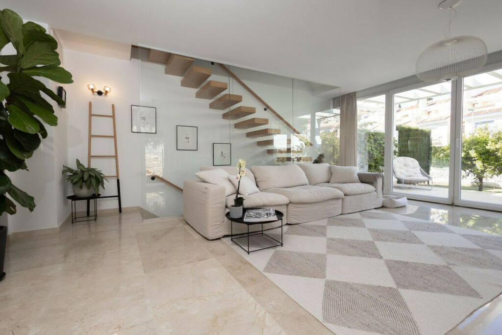 Semi-Detached House Calahonda Málaga - image 15