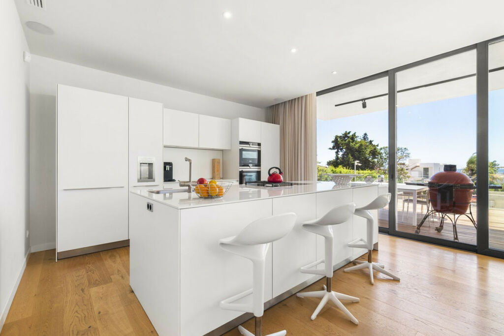 Detached Villa Costabella Málaga - image 6