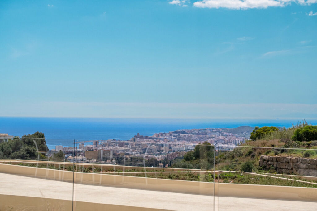 Ground Floor Apartment Fuengirola Málaga - image 6