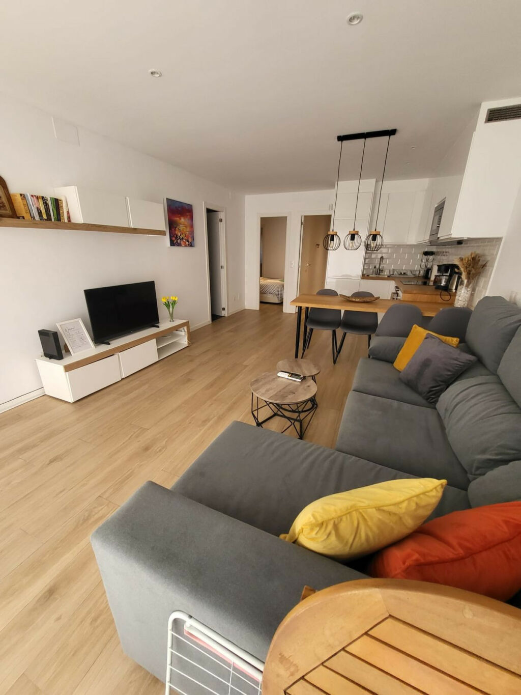Middle Floor Apartment Los Boliches Málaga - image 6