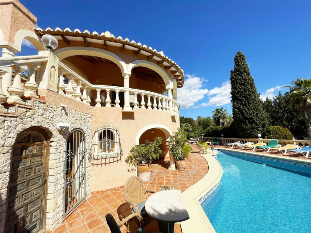 Detached Villa Benissa Alicante - image 6
