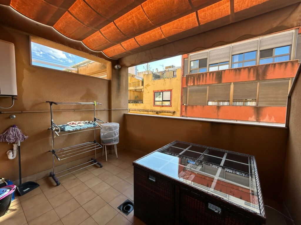 Middle Floor Apartment Alicante City Alicante - image 6
