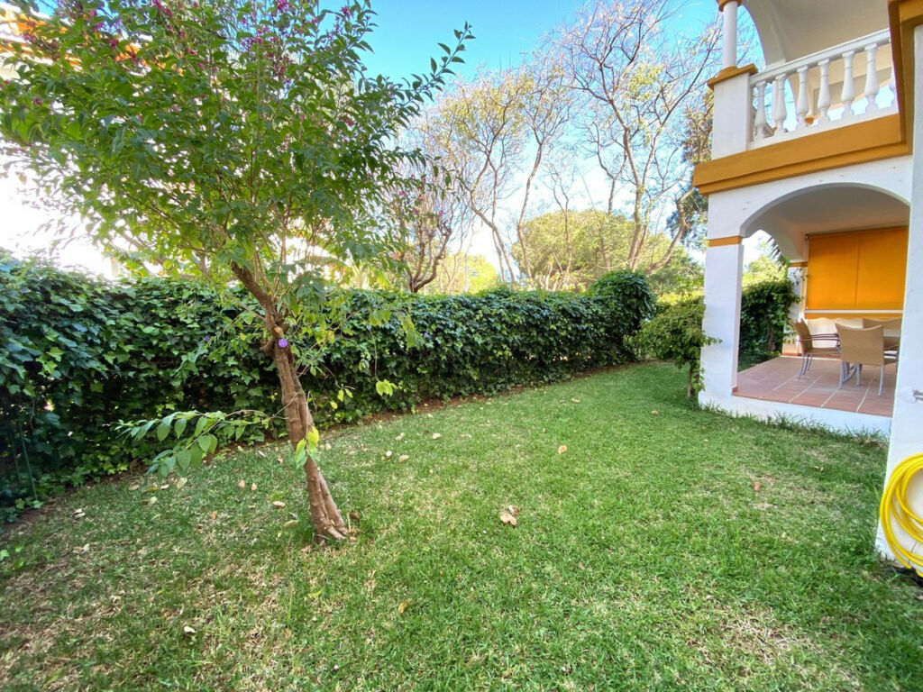 Ground Floor Apartment Nueva Andalucía Málaga - image 6