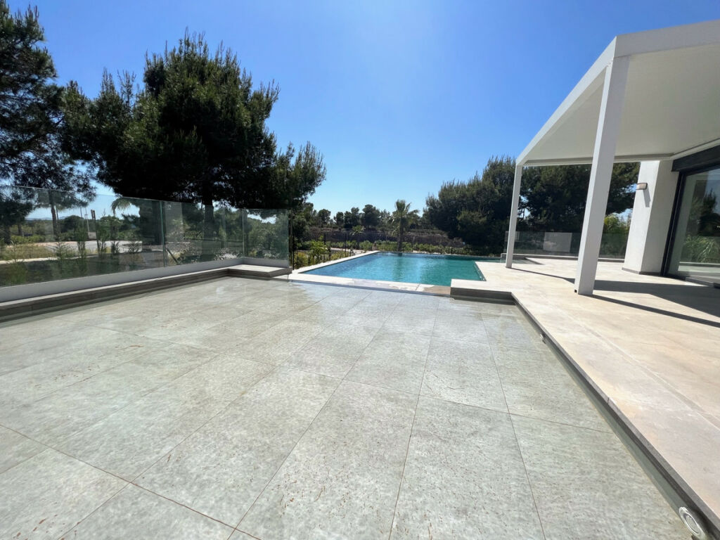 Detached Villa Las Colinas Golf Alicante - image 6