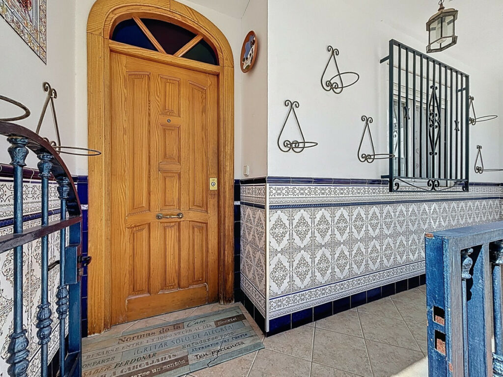 Detached Villa Cómpeta Málaga - image 6