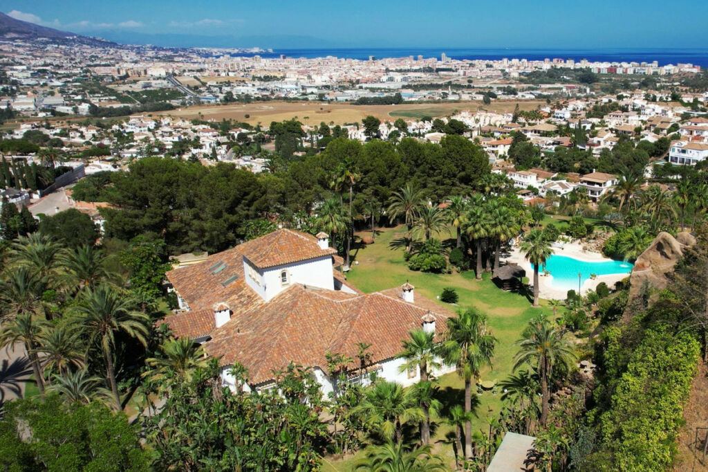 Detached Villa Cerros del Aguila Málaga - image 60