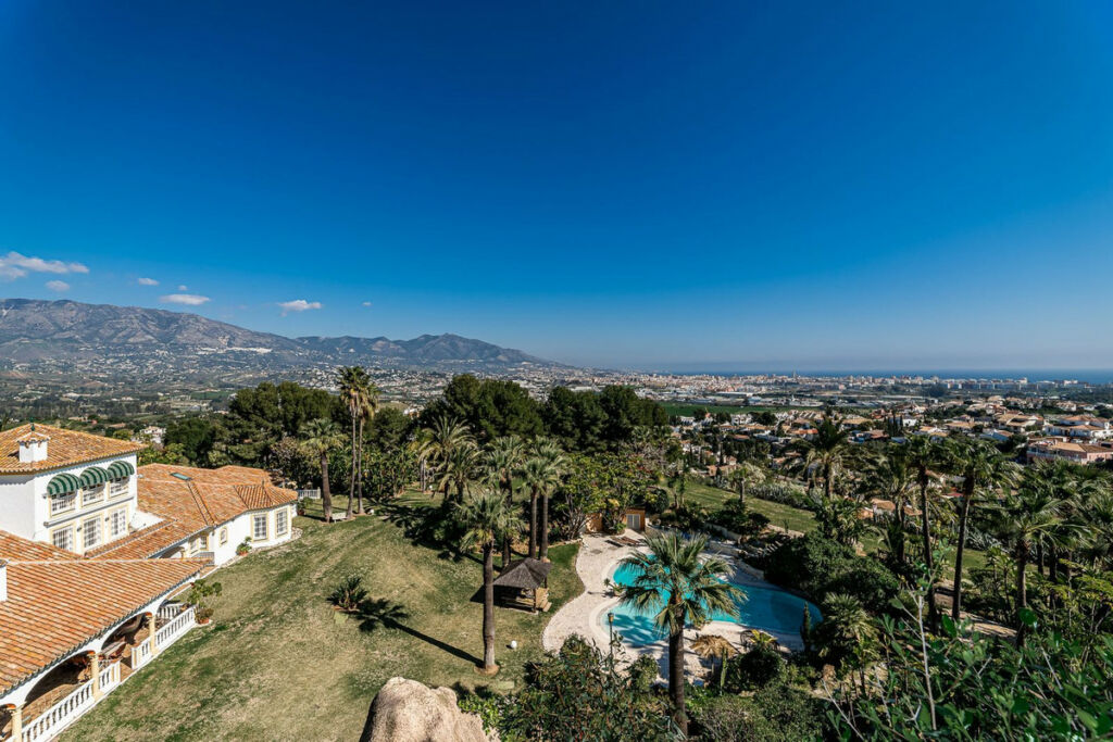 Detached Villa Cerros del Aguila Málaga - image 61