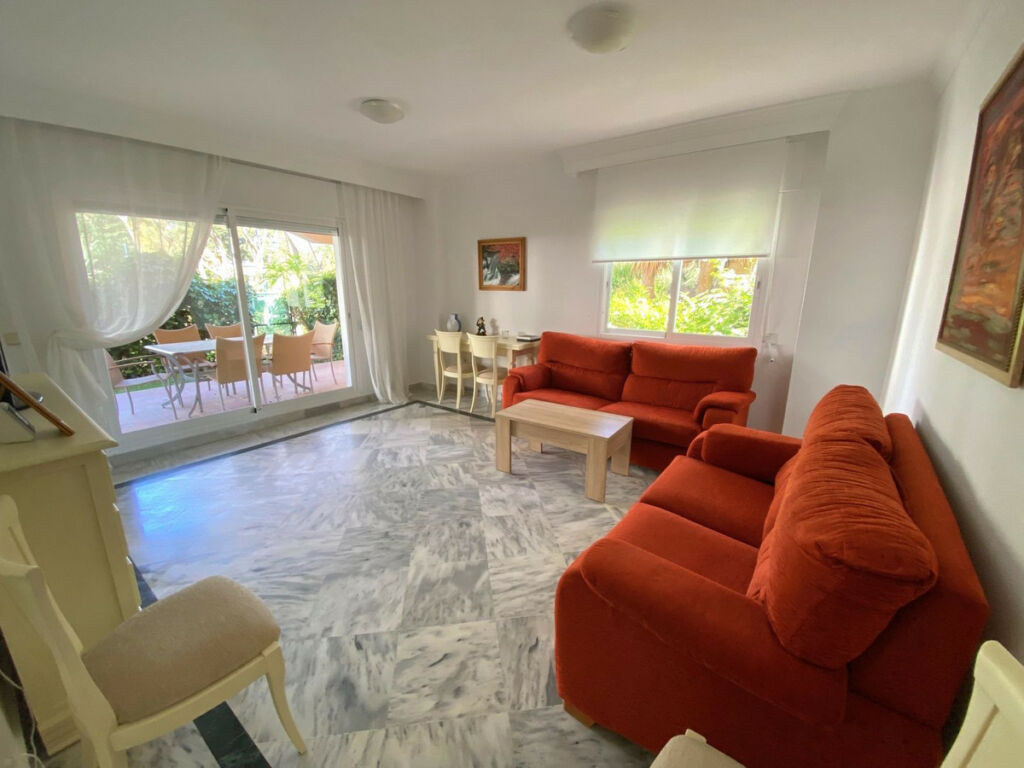 Ground Floor Apartment Nueva Andalucía Málaga - image 7