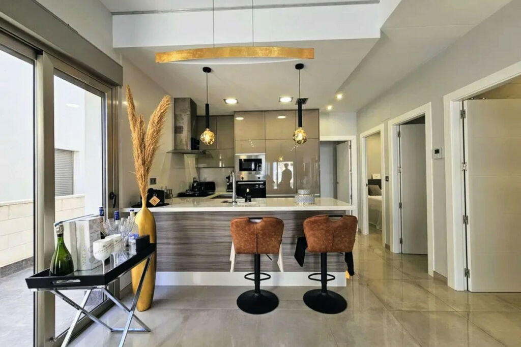 Detached Villa Villamartin Alicante - image 7