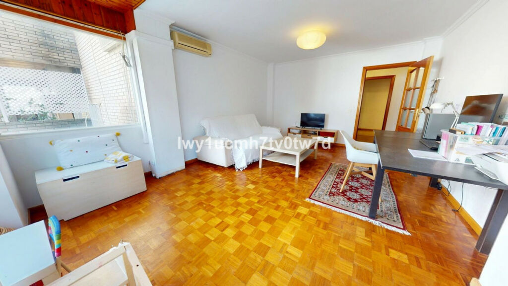 Middle Floor Apartment Fuengirola Málaga - image 7