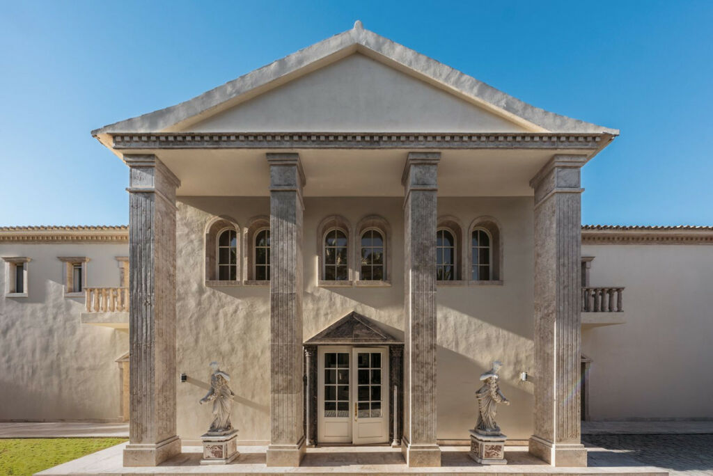 Detached Villa Sierra Blanca Málaga - image 7
