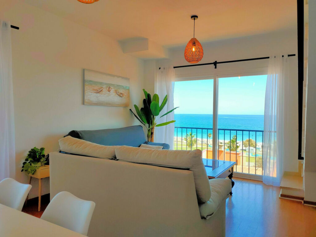 Penthouse Fuengirola Málaga - image 7