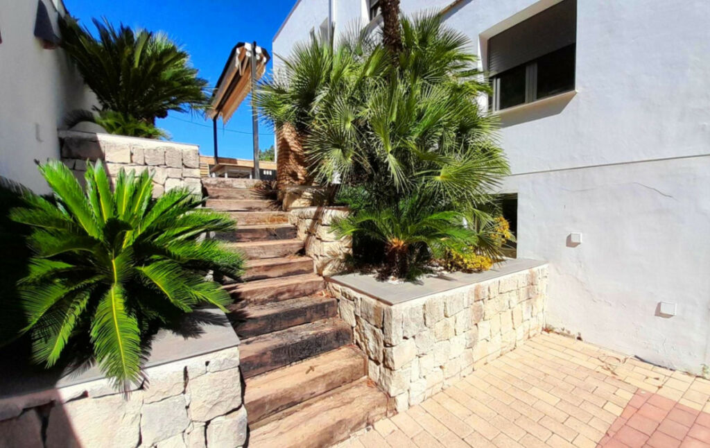 Detached Villa Denia Alicante - image 7