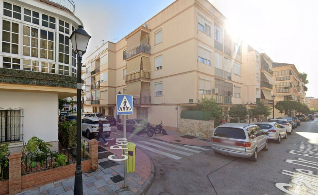 Top Floor Apartment Fuengirola Málaga - image 7