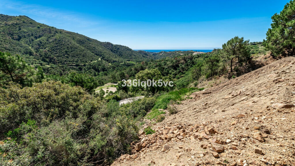 Residential Plot Benahavís Málaga - image 7