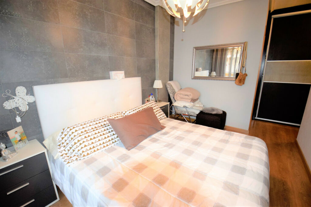 Middle Floor Apartment Catral Alicante - image 7