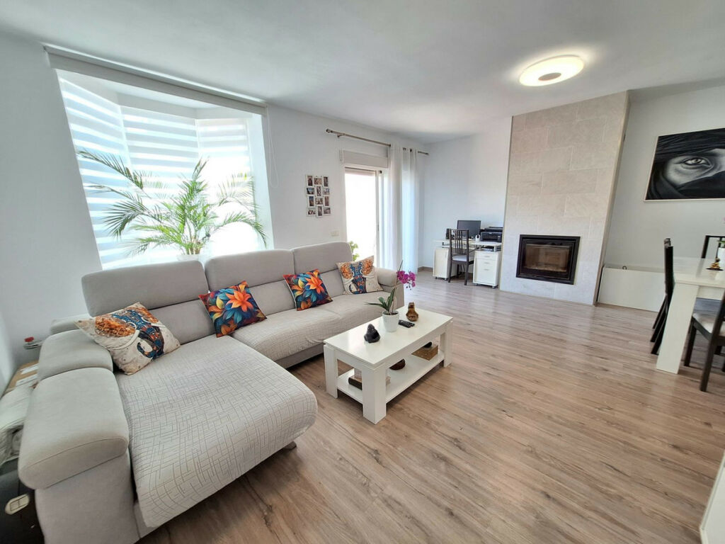Townhouse Estepona Málaga - image 7