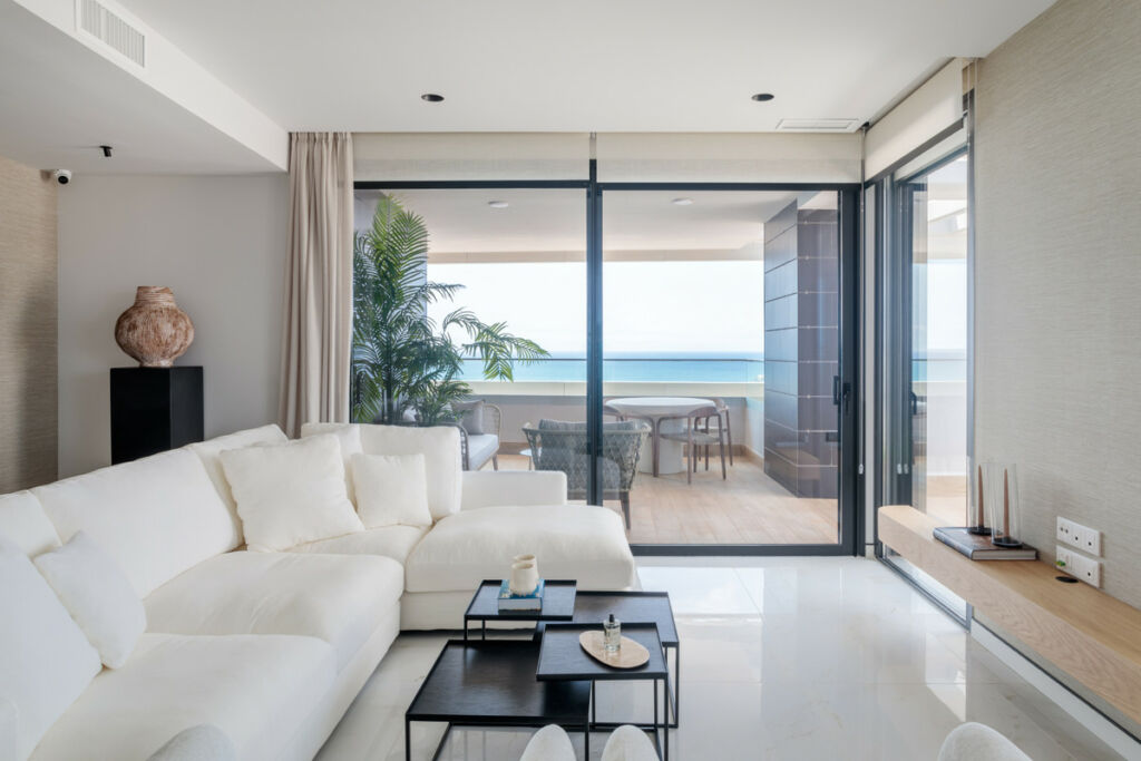 Middle Floor Apartment Benidorm Alicante - image 7