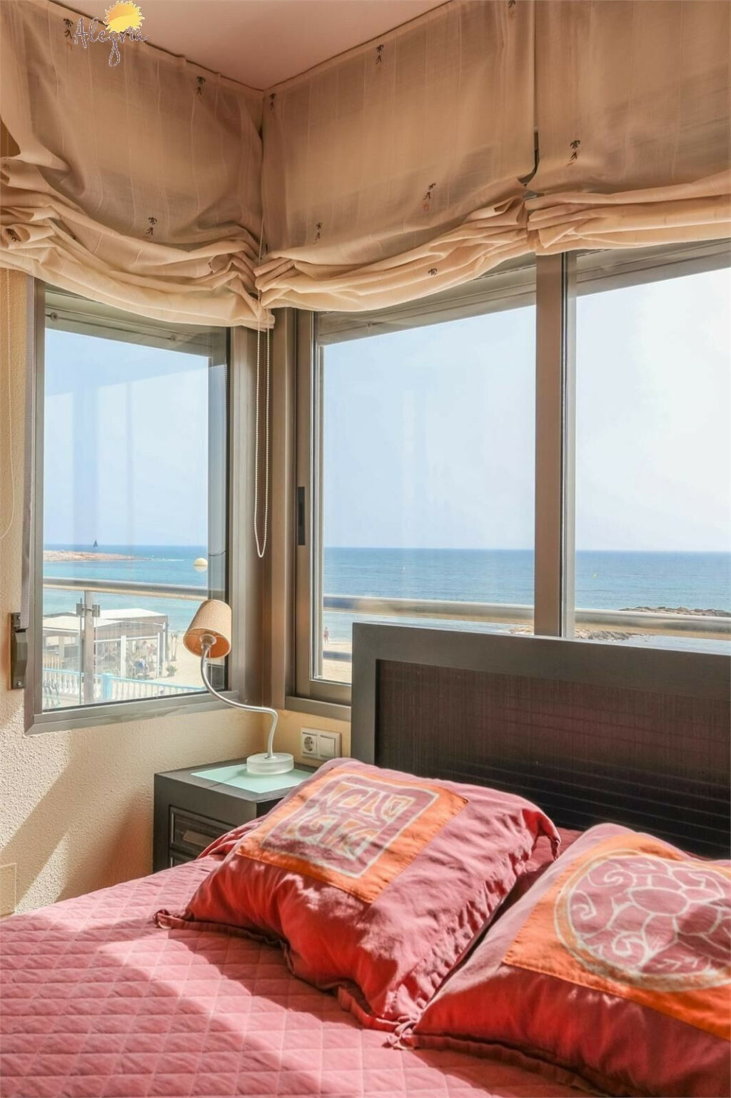 Middle Floor Apartment Torrevieja Alicante - image 7