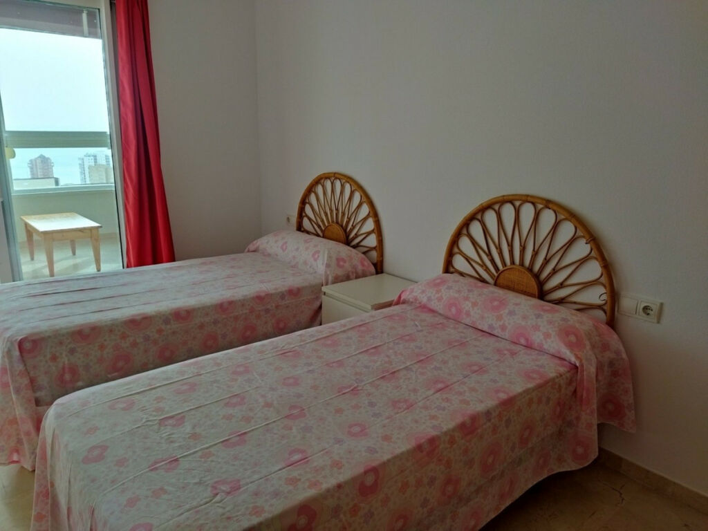 Middle Floor Apartment Benidorm Alicante - image 7