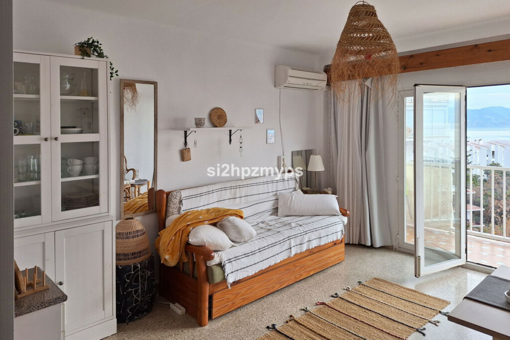 Top Floor Apartment Nerja Málaga - image 7