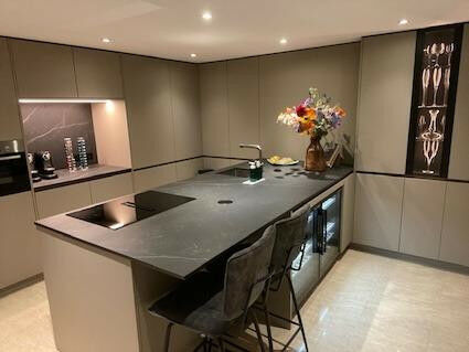 Middle Floor Apartment Benidorm Alicante - image 7