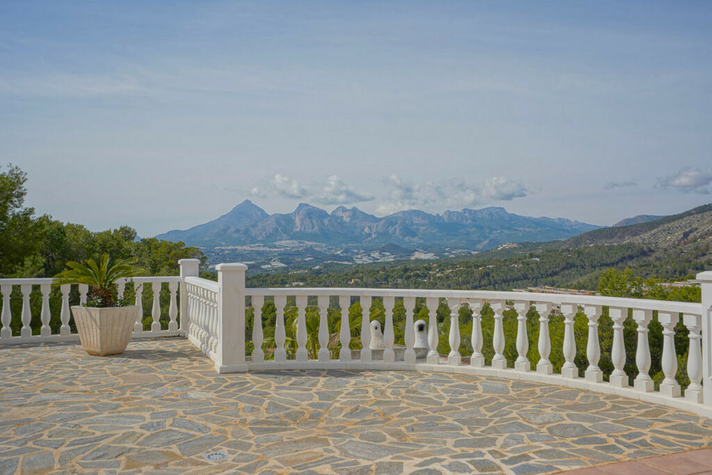 Detached Villa Altea Alicante - image 7