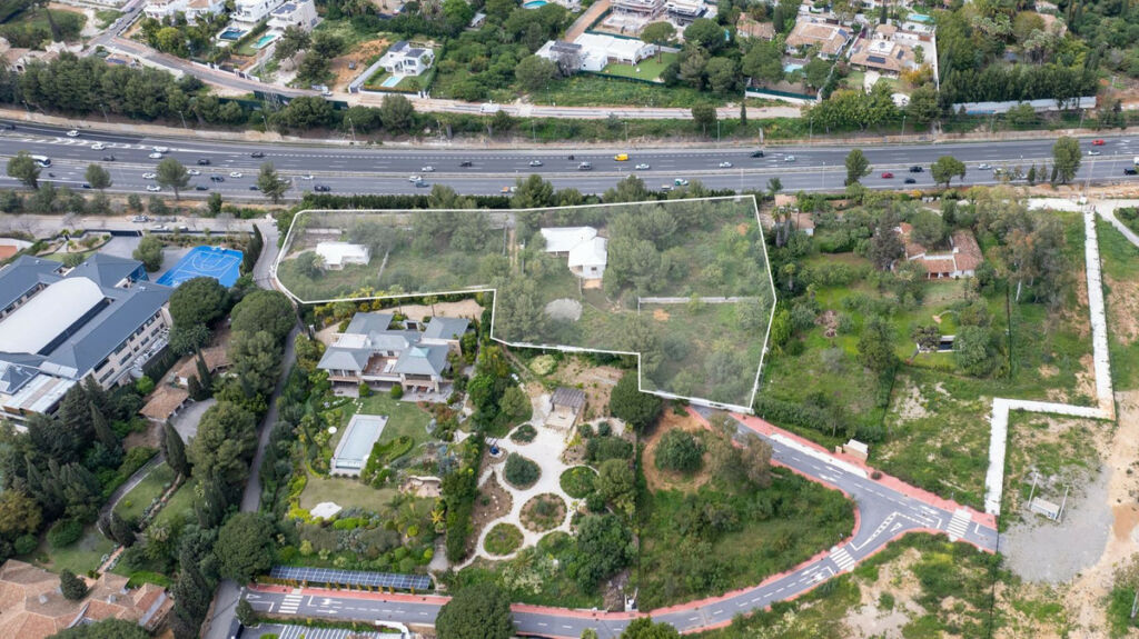 Residential Plot The Golden Mile Málaga - image 7